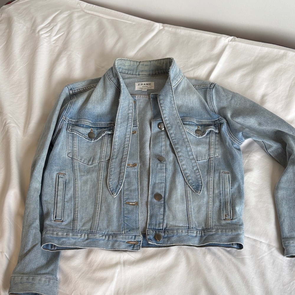 Frame Denim Faded Light Blue Cropped Jean Jacket
